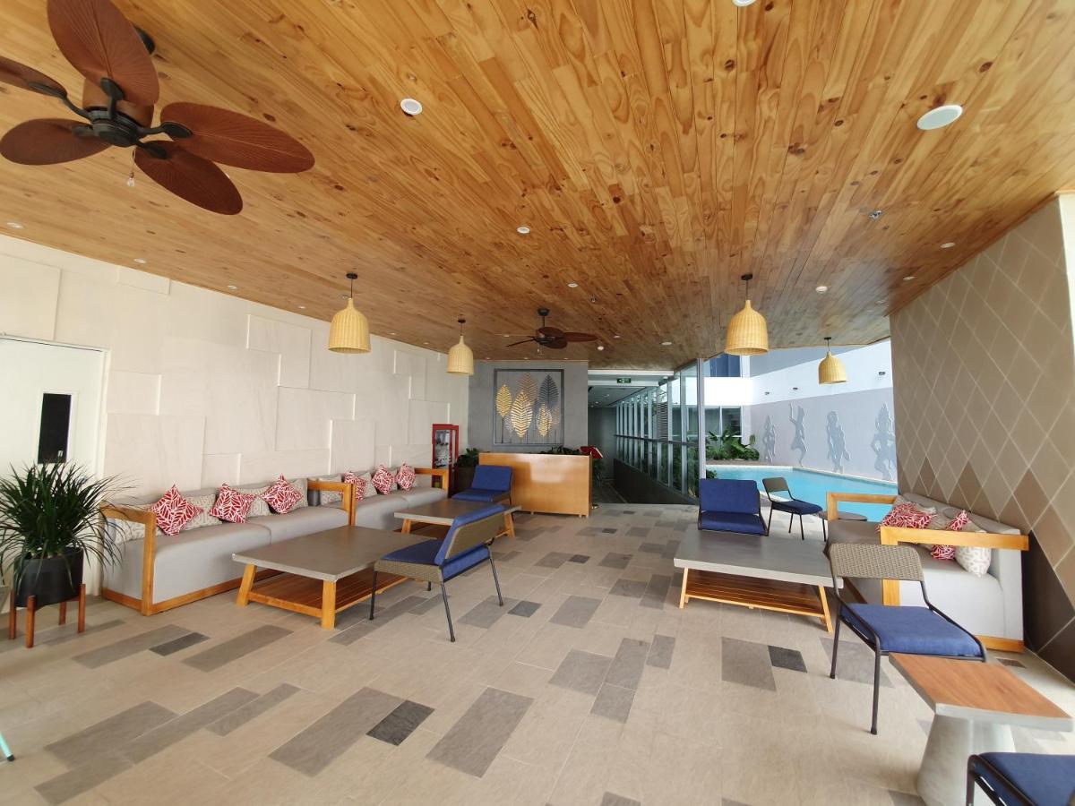Panorama Luxury Sea View Apartment Nha Trang Exterior photo