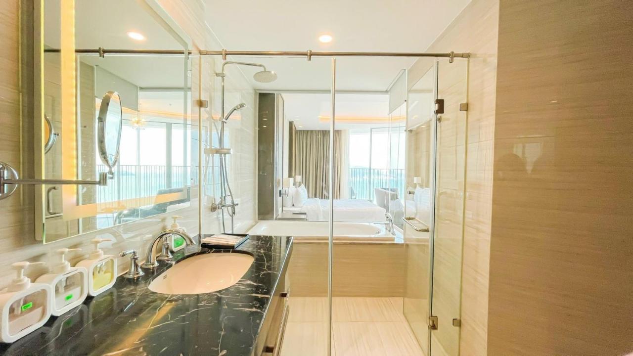 Panorama Luxury Sea View Apartment Nha Trang Exterior photo